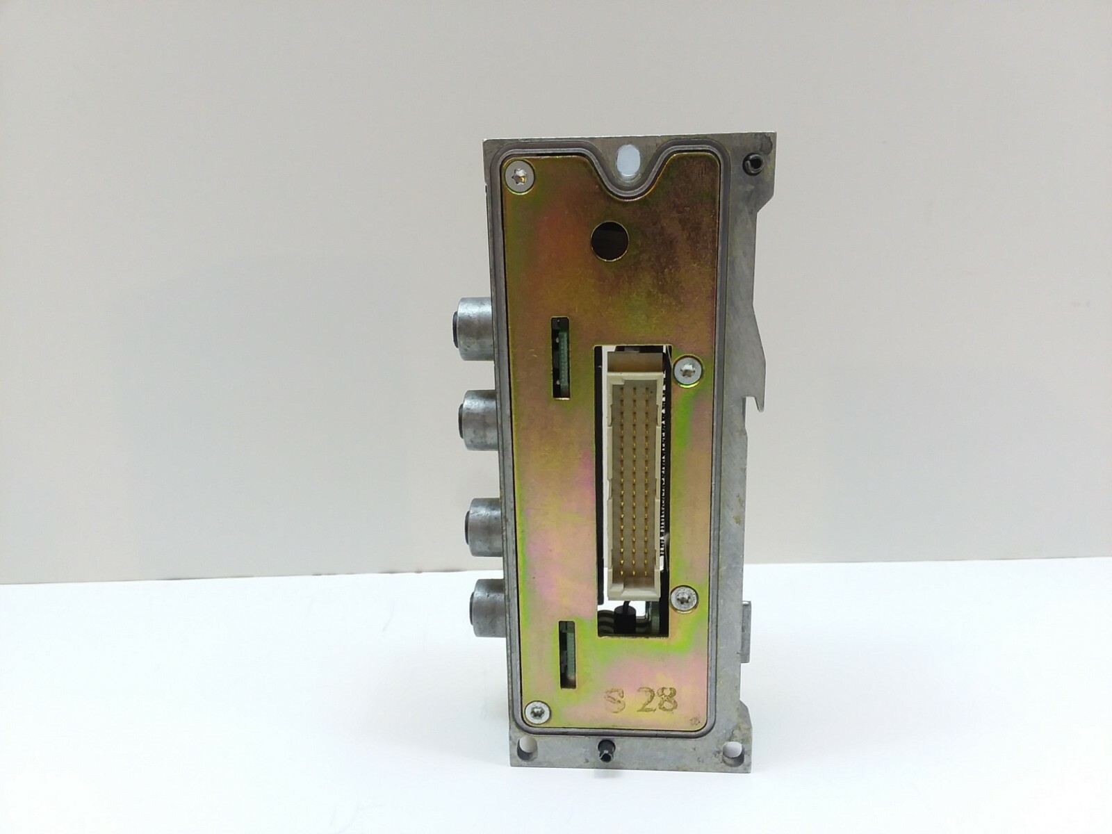 Festo VIGA-03-FB-4 Pneumatic Output Module