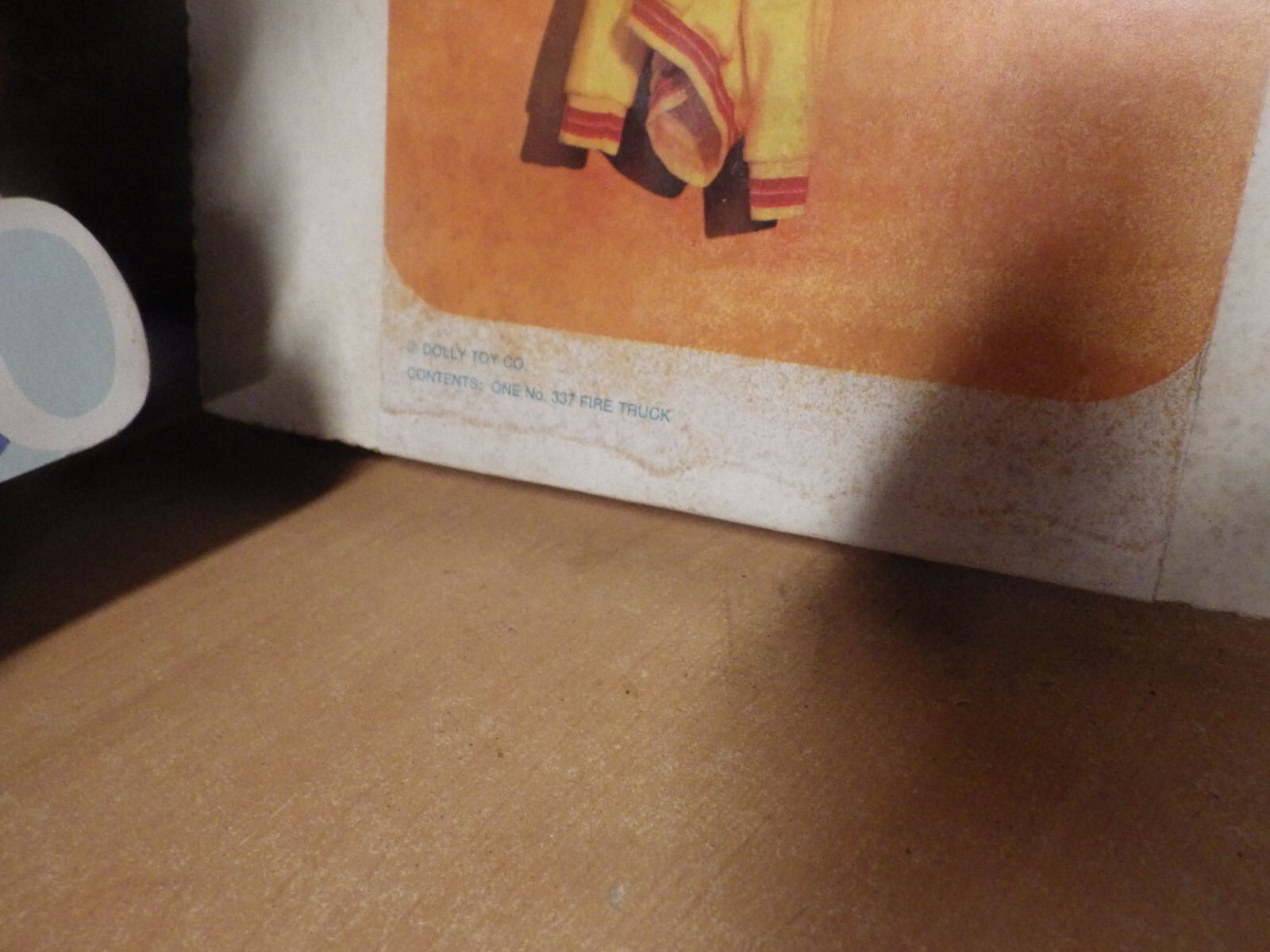 Vintage DOLLY TOY CO TIDEE -UPS FIRE TRUCK WOOD WALL HANGING W/ BOX EUC