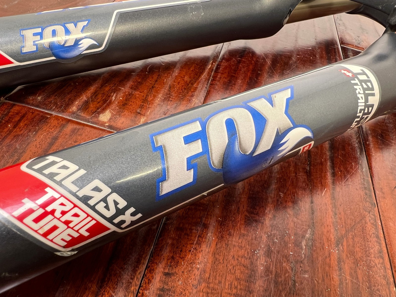 FOX TALAS 26インチ Fox Talas RL 120-150mm Travel Fork, 15mm Thru Axel, Tapered
