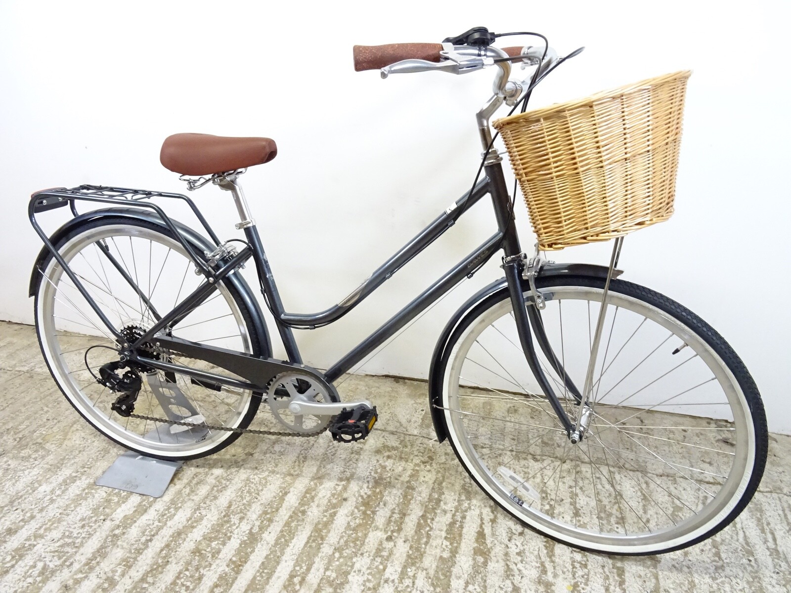 ladies town bike