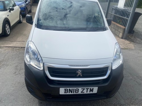 Peugeot Partner image