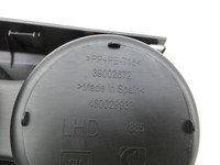 Opel Crossland X P17 17-20 Becherhalter Getränkehalter Opel Crossland X P17 17-20 21.02.2018 39002672 460029937... Vorschau 6