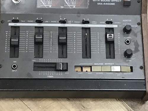 GEMINI STEREO SOUND MIXER MX-4400 SE For Parts .. Powers On Vintage Disco Sound