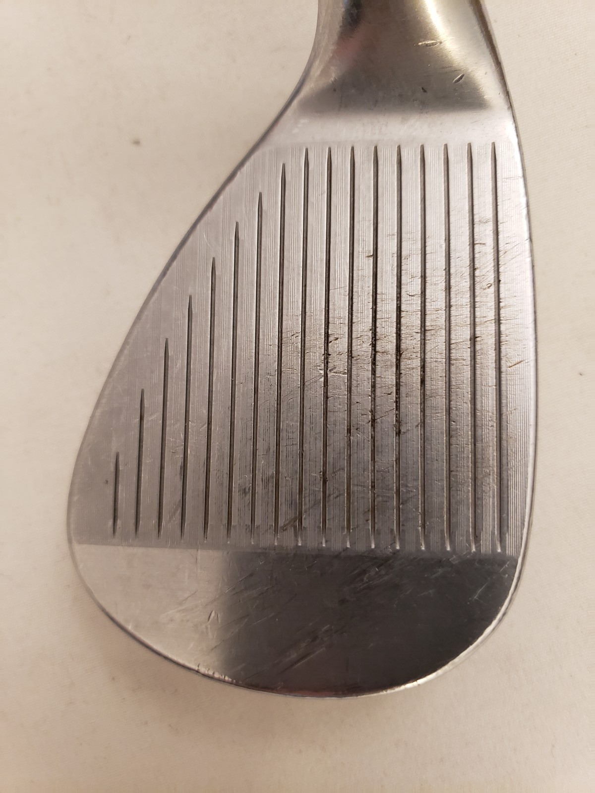 Used Titleist Vokey SM9 - Gap Wedge 54 * - 12* D - Modus3 105 - Stiff - Custom