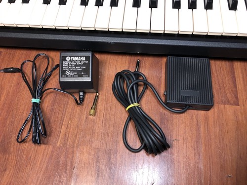 YAMAHA PSR-225GM Portable Grand Portatone 61 Key Electronic Midi Keyboard