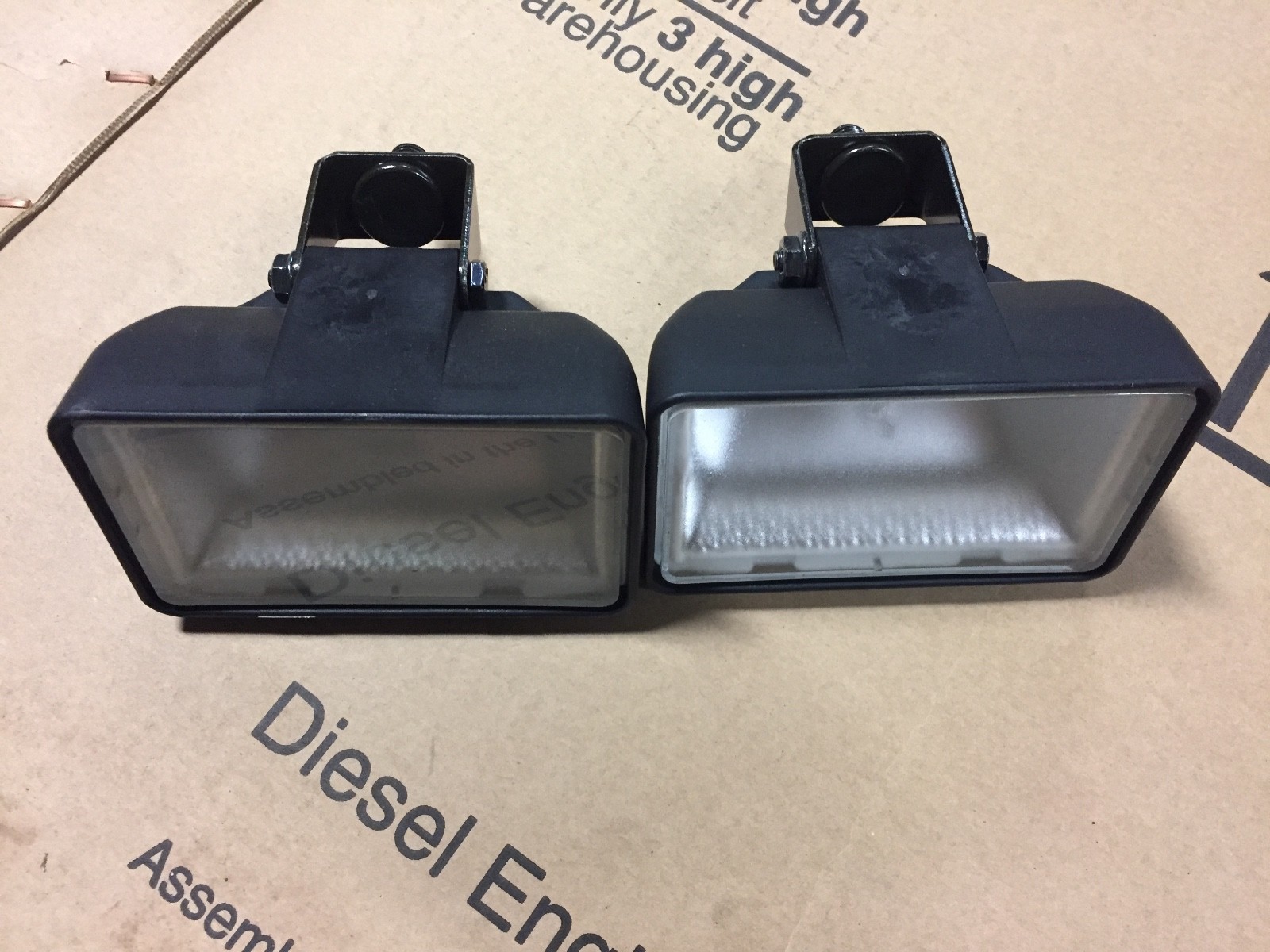 READ FIRST!! 2 New OEM Fits Case 1840 1845C headlights