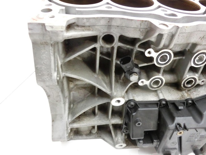 Audi A4 8W B9 15-19 TFSI 1,4 110KW CVNA Motorblock für Motor Audi A4 8W B9 15-19 08.08.2017 04E103011BK 04E103023BD... Vorschau 8