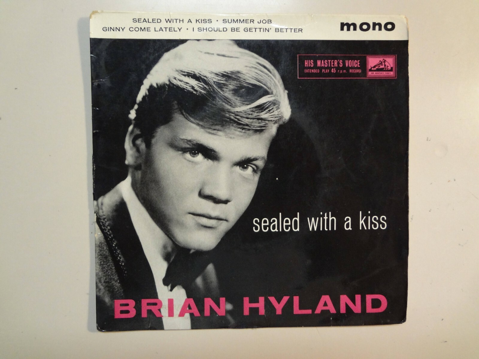 洋書・英語版　Sealed with a KISS Sealed with A KISS by Lydia Criss (2006, Hardcover) for sale