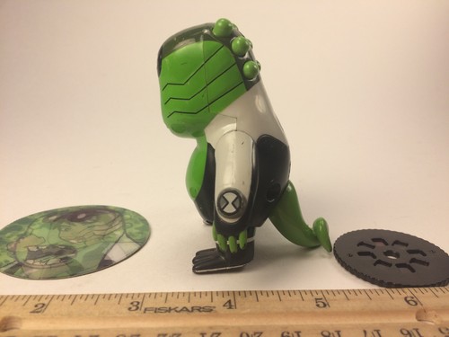 2006 Bandai CN Ben 10 Original Series 4” Figure First Upchuck V1 w Disc & Card