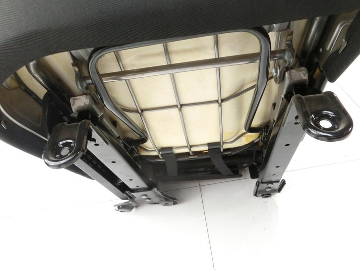 Hyundai IX20 JC 10-15 Sitz Rechts Hinten Hyundai IX20 JC 10-15 21.02.2014 898401K000EQ gebraucht Vorschau 7