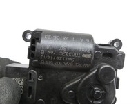 VW Golf 8 VIII 19-24 Luftklappenstellmotor Stellmotor Pos.1 VW Golf 8 VIII 19-24 14.08.2023 T60332C 5WA907511B gebraucht Vorschau 6