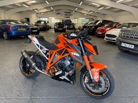 2016 KTM 1290 Super Duke R 1290 Petrol Manual