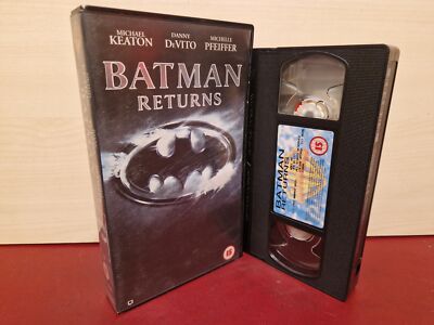 Batman Returns - Michael Keaton - Danny Devito - PAL VHS Video Tape (T138)