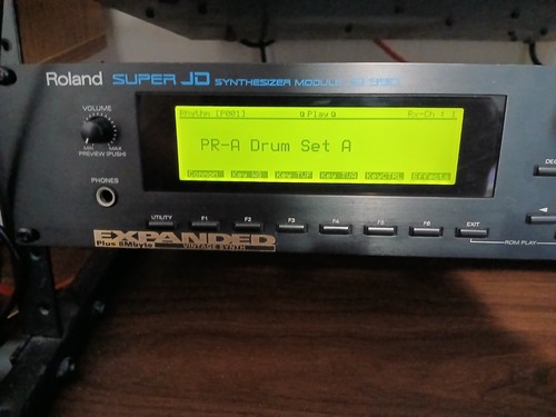 DTM・DAW Roland JD-990 Roland JD-990 | From techno to pop, this could do it all in