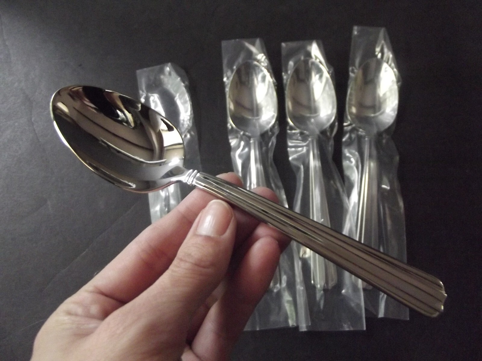 NEW 1 Teaspoon Dessert Spoon 6-5/8" Reed & Barton 18/10 Stainless Steel BELLEVUE