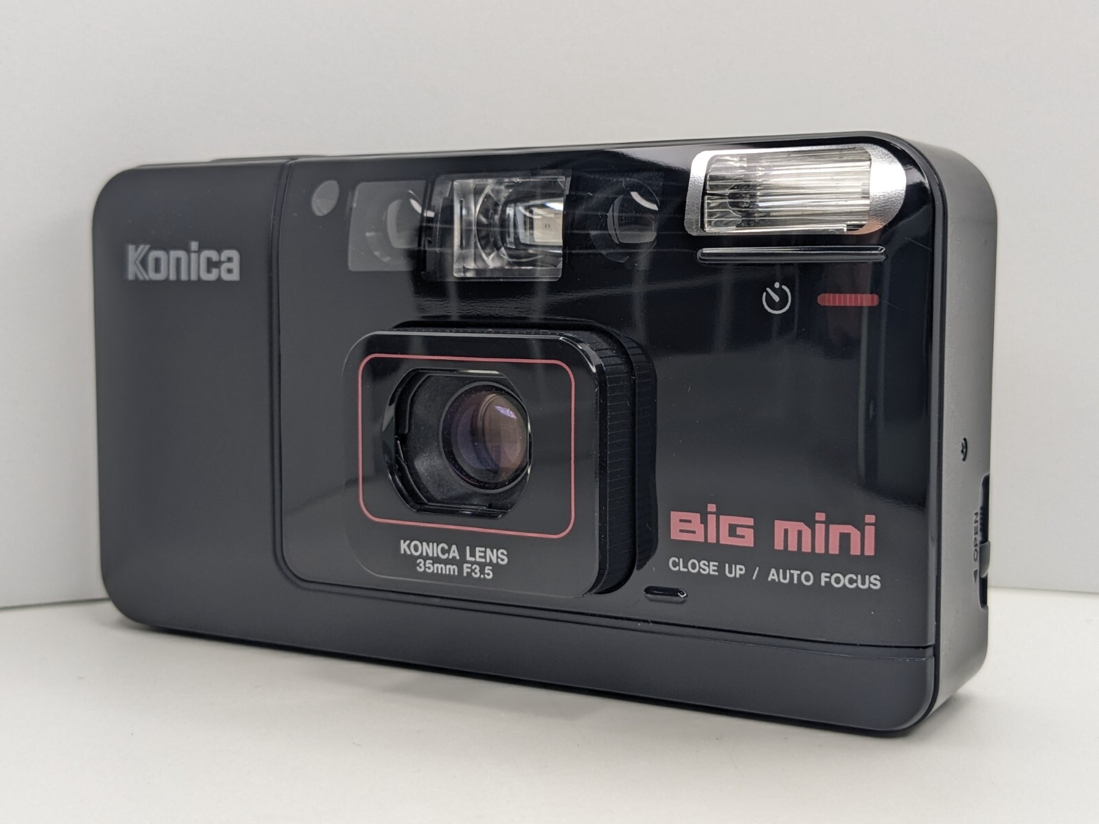 Konica コニBig Mini Close Up Auto Focus 美品 As-is] Konica BIG Mini CLOSE UP AUTO FOCUS 35mm Film Camera