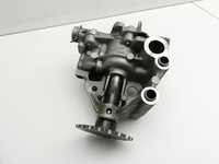 Nissan Qashqai J10 07-10 2,0  M9R Ölpumpe Nissan Qashqai J10 07-10 01.07.2008 1501000Q1F 8200345633 gebraucht Vorschau 2