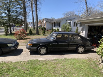 1991 Saab 900 Black FWD Manual BASE