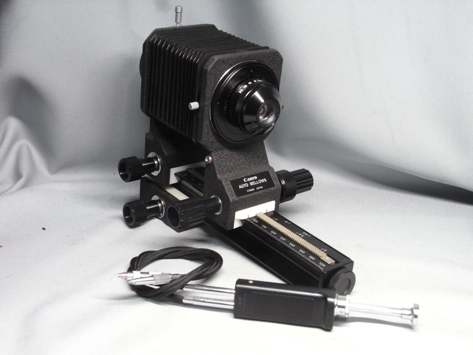 キヤノン CANON MACRO PHOTO LENS 35mm f2.8 FD Canon 35mm f/2.8 FD Mount Lens {52}