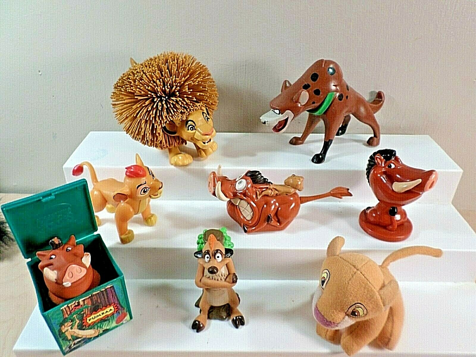 Disney Lion King Lot of Toys~Pumba~Simba~Timon~Mufasa~Hyena~Rafiki~Trading Cards
