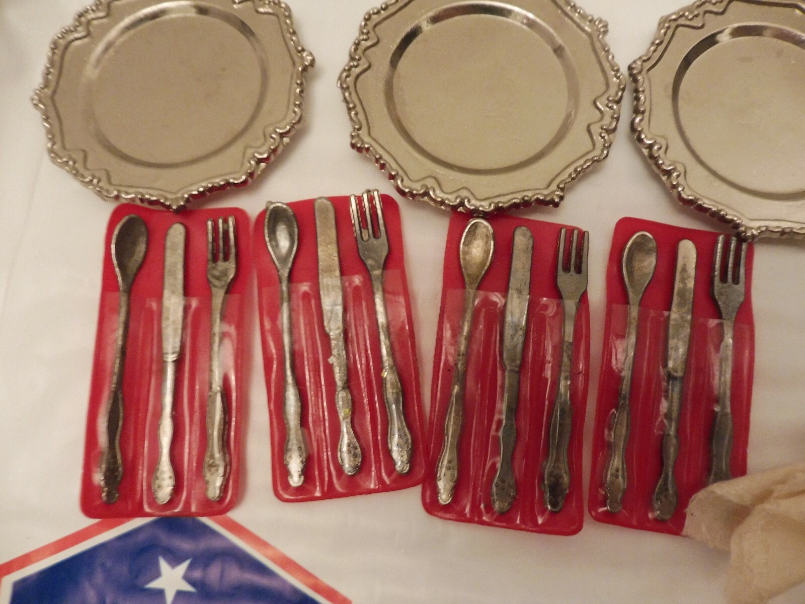 Vintage 1978 Barbie & Friends Doll Dining Accessories