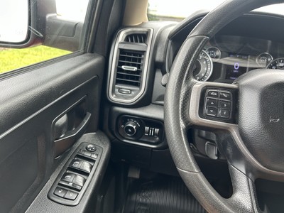 image 14 of interior