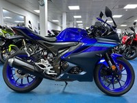 Yamaha YZF by Fast Lane Motorcycles, Tonbridge, Kent