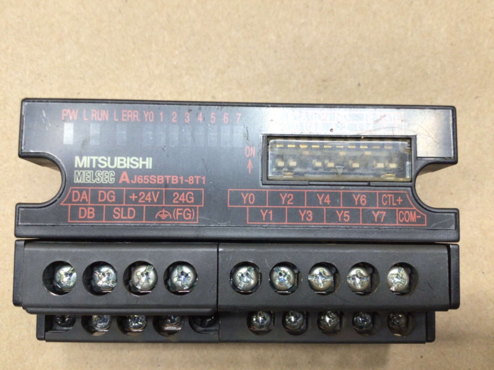 三菱電機、AJ65SBTB1-8T1