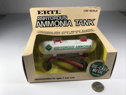 A70 ERTL 132 ANHYDROUS AMMONIA TANK Spur 1 Tankanhänger für Trecker Traktor ovp