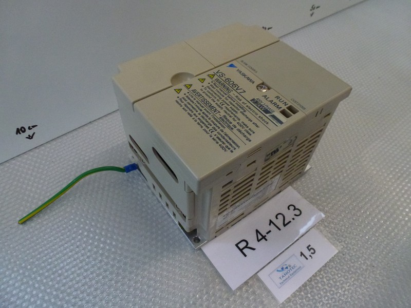 Yaskawa Cimr-V7sc42p2 Vs-606v7, Sortie Ac3ph, 0-460v 5,5a 4,2kva