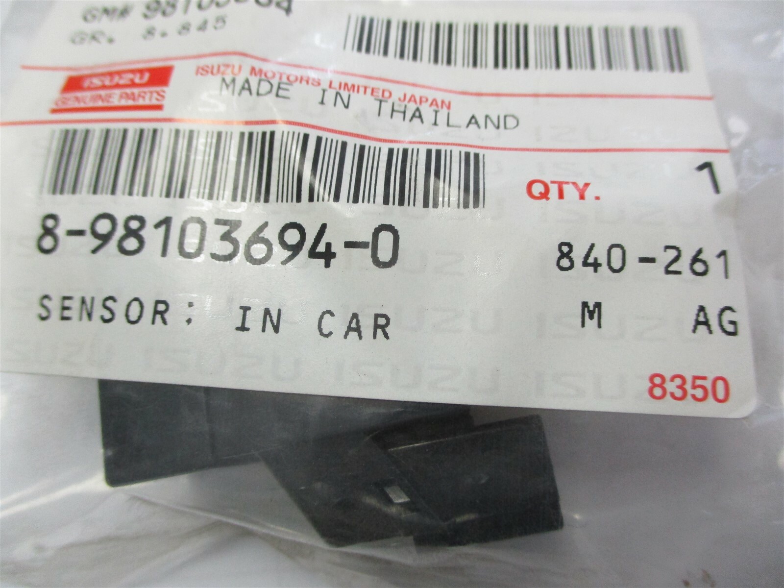 8-98103-694-0 NEW GENUINE OEM ISUZU AIR CONDITIONING SENSOR 98103694 8-98103-694-0 NEW GENUINE OEM ISUZU AIR CONDITIONING SENSOR 98103694