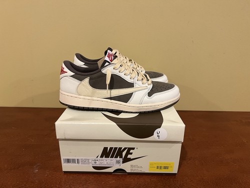 Size 9 - Jordan 1 Low OG x Travis Scott Reverse Mocha Low Size 9 - Jordan 1 Low OG x Travis Scott Reverse Mocha Low