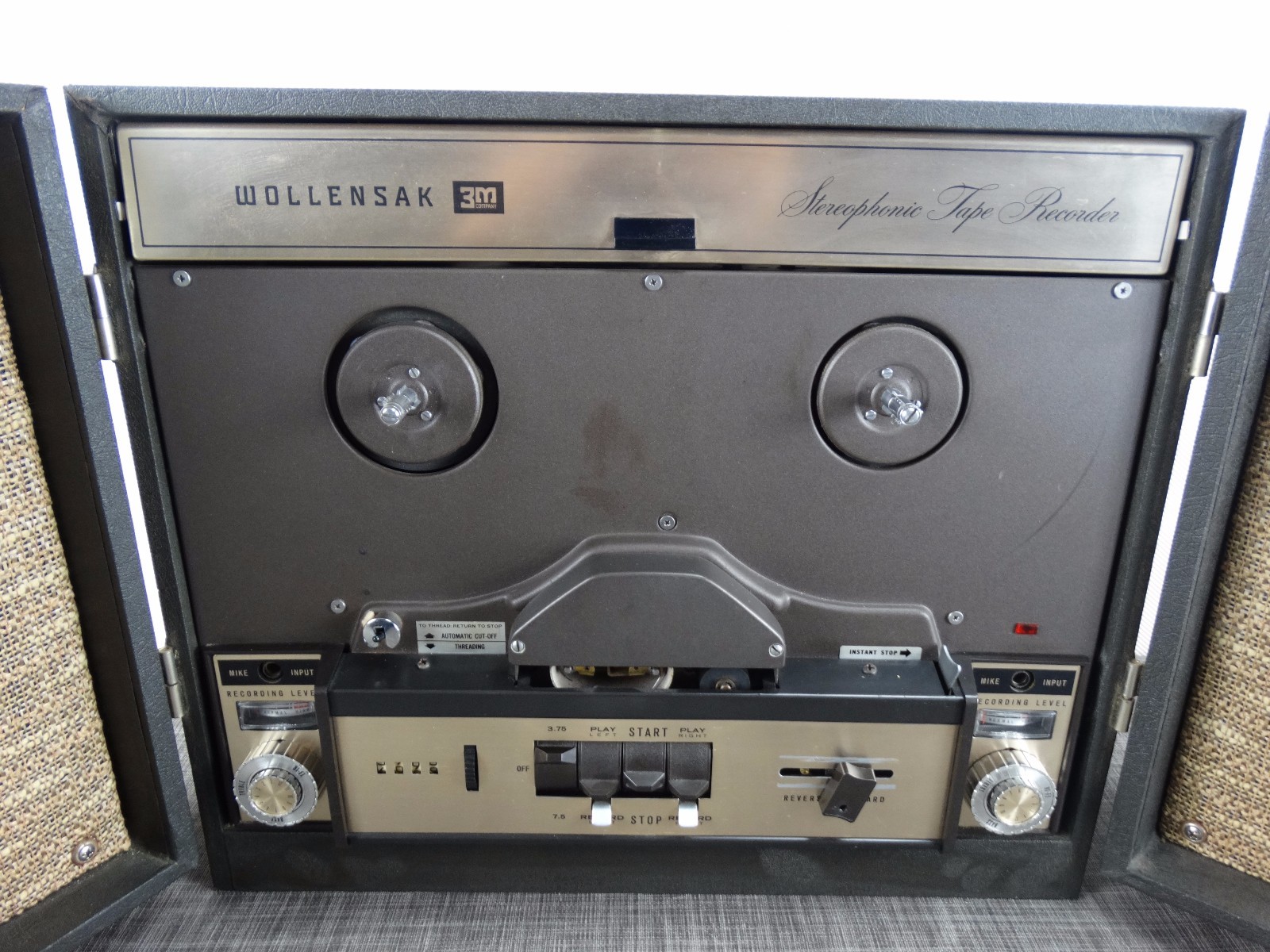WOLLENSAK MAGNETIC TAPE RECORDER ( STEREO MODEL # 1280 FOR PARTS OR REPAIR )