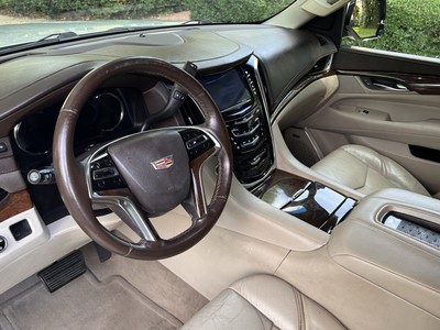 image 2 of interior