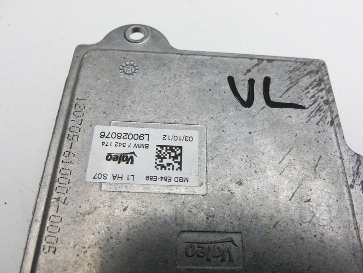 BMW X1 E84 LCI 12-15 Xenon Vorschaltgerät Links Vorne BMW X1 E84 LCI 12-15 29.10.2012 63117342174 7342174 L90028076... Vorschau 3