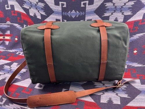Pre-owned Filson Small Rugged Twill Duffle Bag 20192729 Made In Usa Hemlock Green Tan Rare