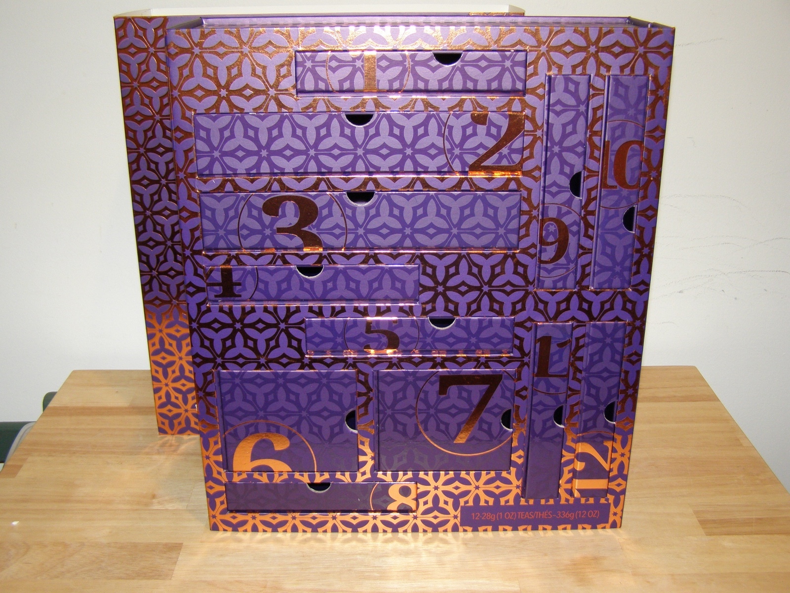 数量限定　TWG TEA ADVENT CALENDAR ミニ缶12個 限定 TWG TEA ADVENT CALENDAR ミニ缶12入り - メルカリ
