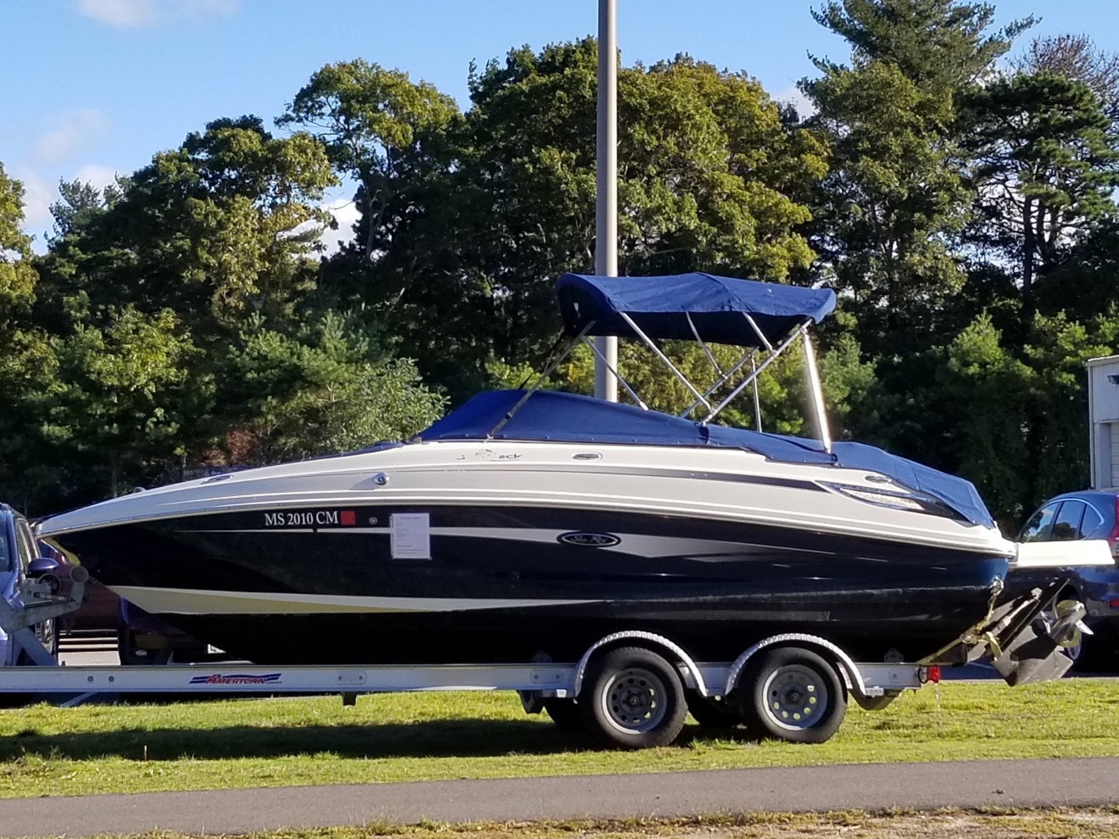 Sea Ray 220 Sundeck 2010 Nice clean boat