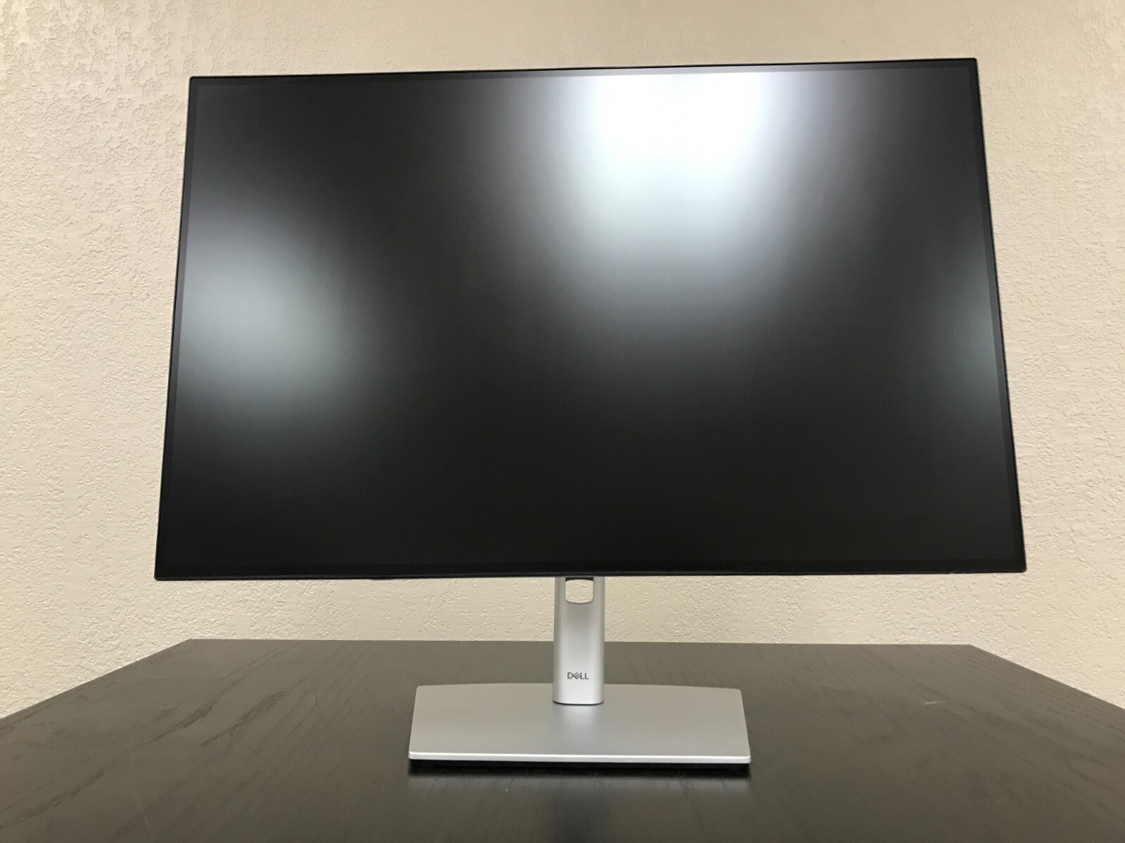 Dell UltraSharp U2421E 24 Dell UltraSharp U2421E 24