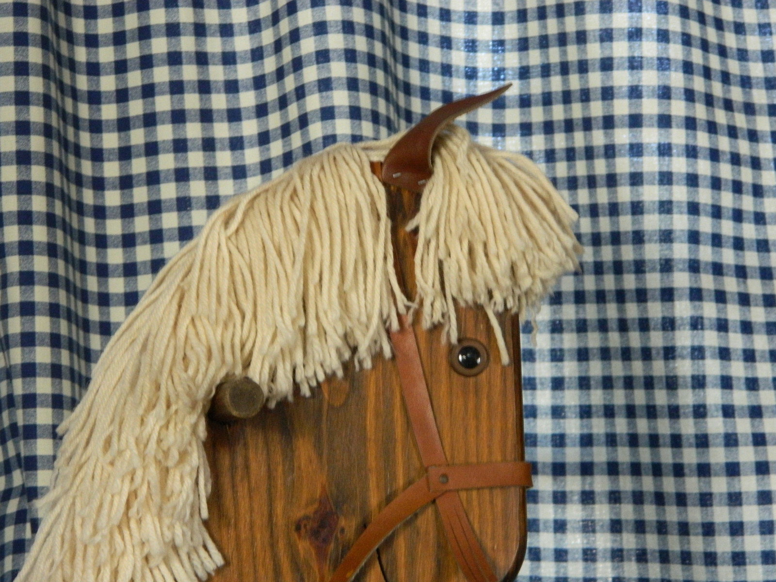 Vintage Amish style,  wood rocking horse, Hobby horse, Bouncey Horse