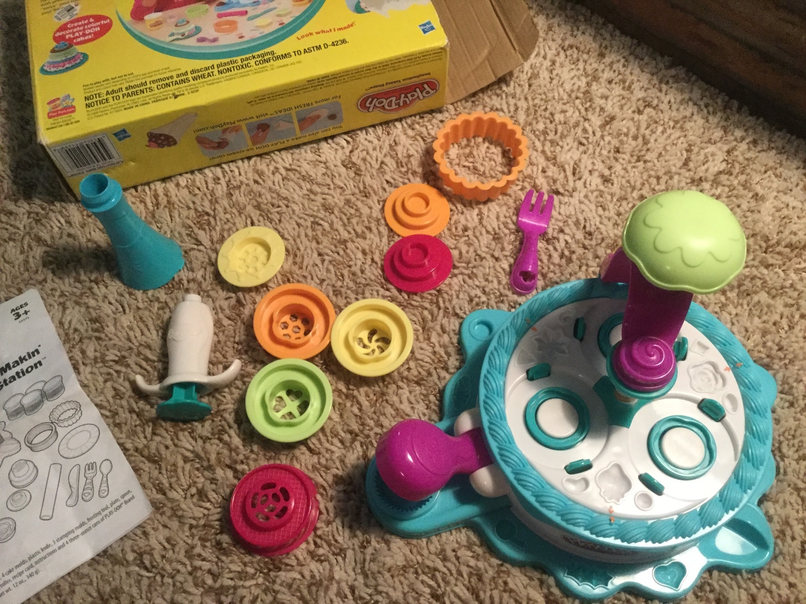 Play-Doh Cake Makin' Station by Hasbro