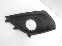 Opel Corsa E 14-19 Blende für Nebelscheinwerfer Stoßstange Rechts Opel Corsa E 14-19 12.12.2018 gebraucht Vorschau 2