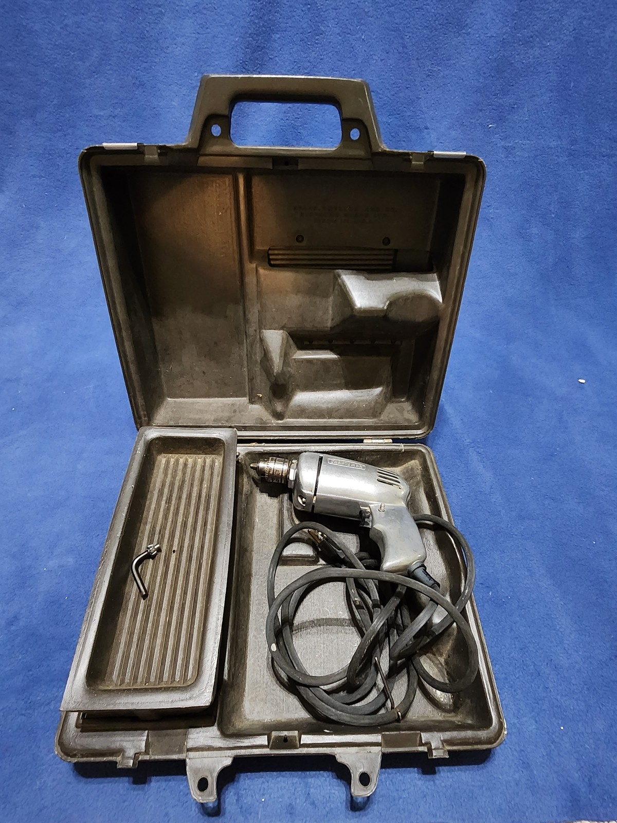 Vintage Sears Craftsman electric Drill model 315.11150 with Permanex hard case