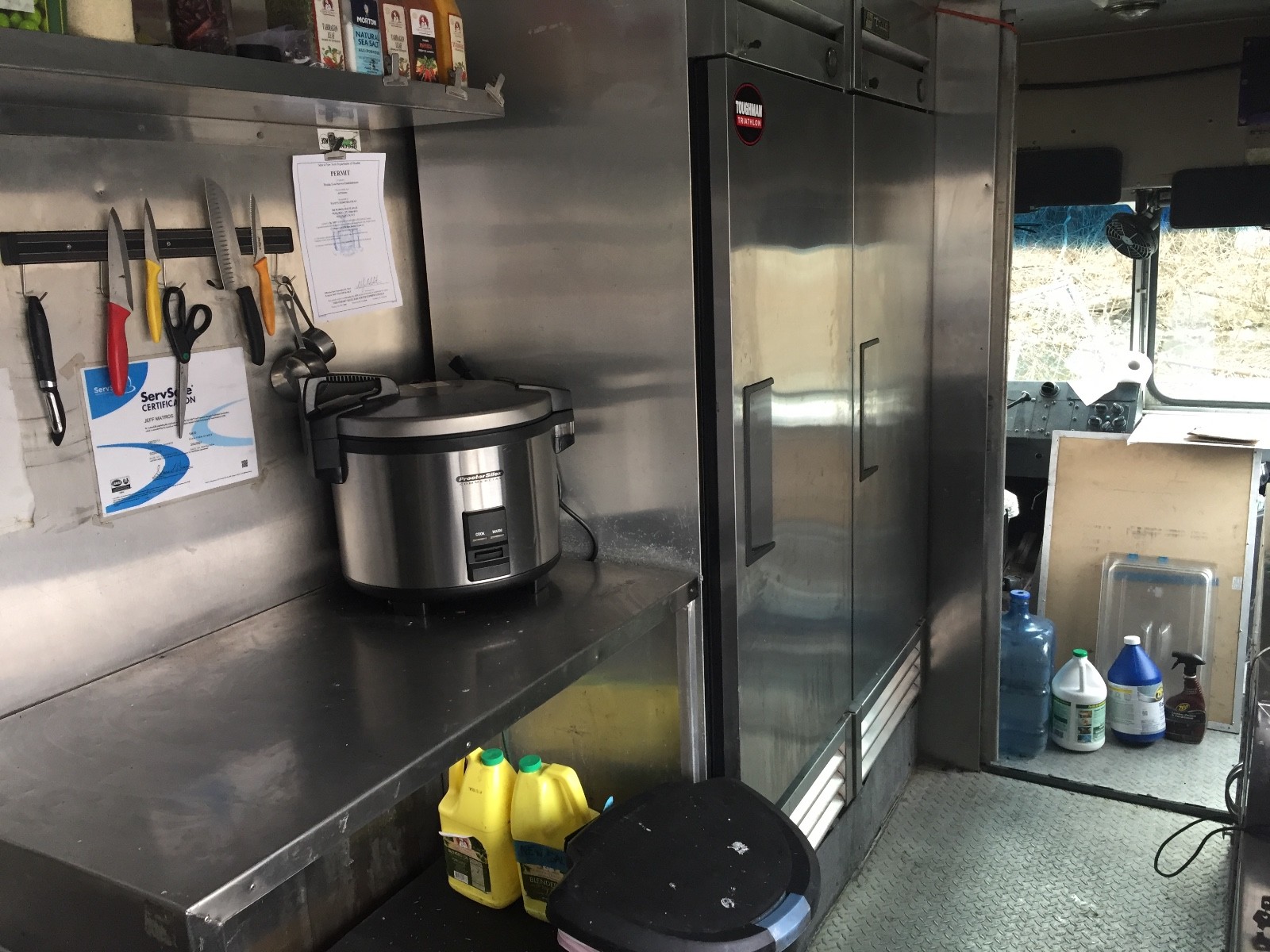 used food truck for sale, 21' workhorse step van, in great shape, turn key