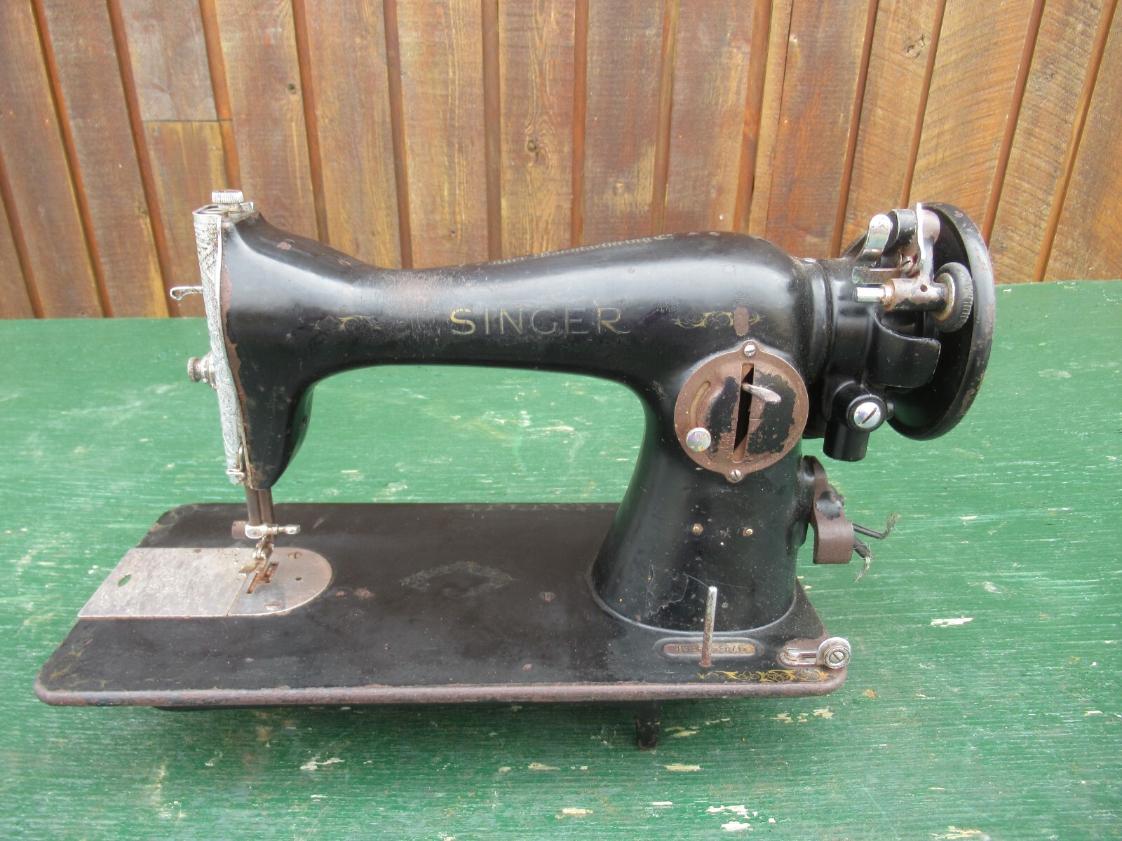 工芸品 ligi / Opera singer 工芸品 ligi / Opera singer Antique Singer Sewing Machine