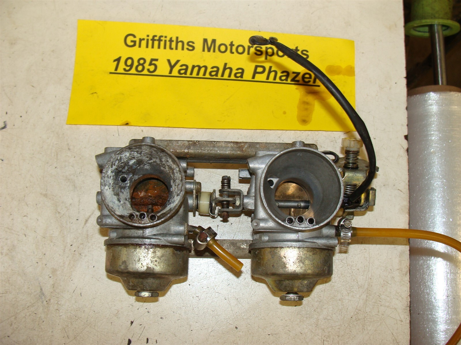 85 YAMAHA PHAZER DELUXE PZ480E oem MIKUNI carb carburetors 85 YAMAHA PHAZER DELUXE PZ480E oem MIKUNI carb carburetors
