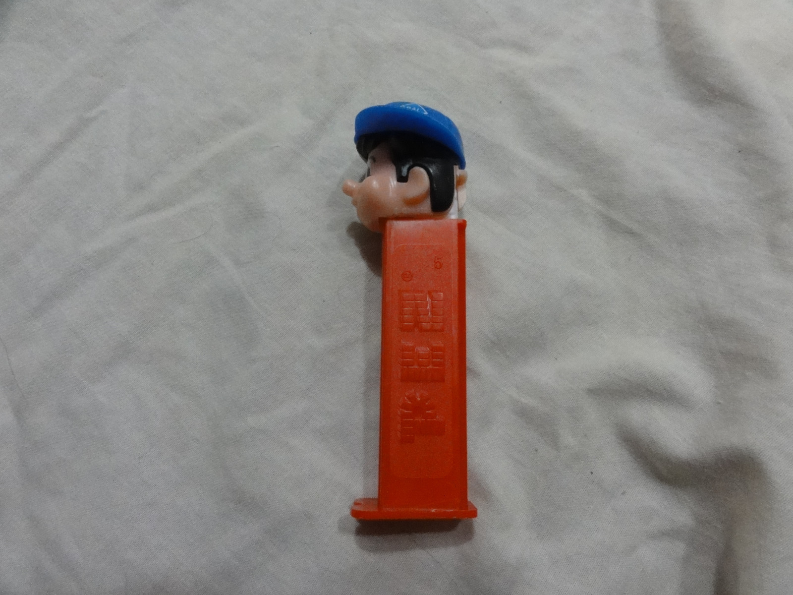 ARAL Pez Pal Boy - Black Hair. Blue Cap - Red Stem 4.9 No Country