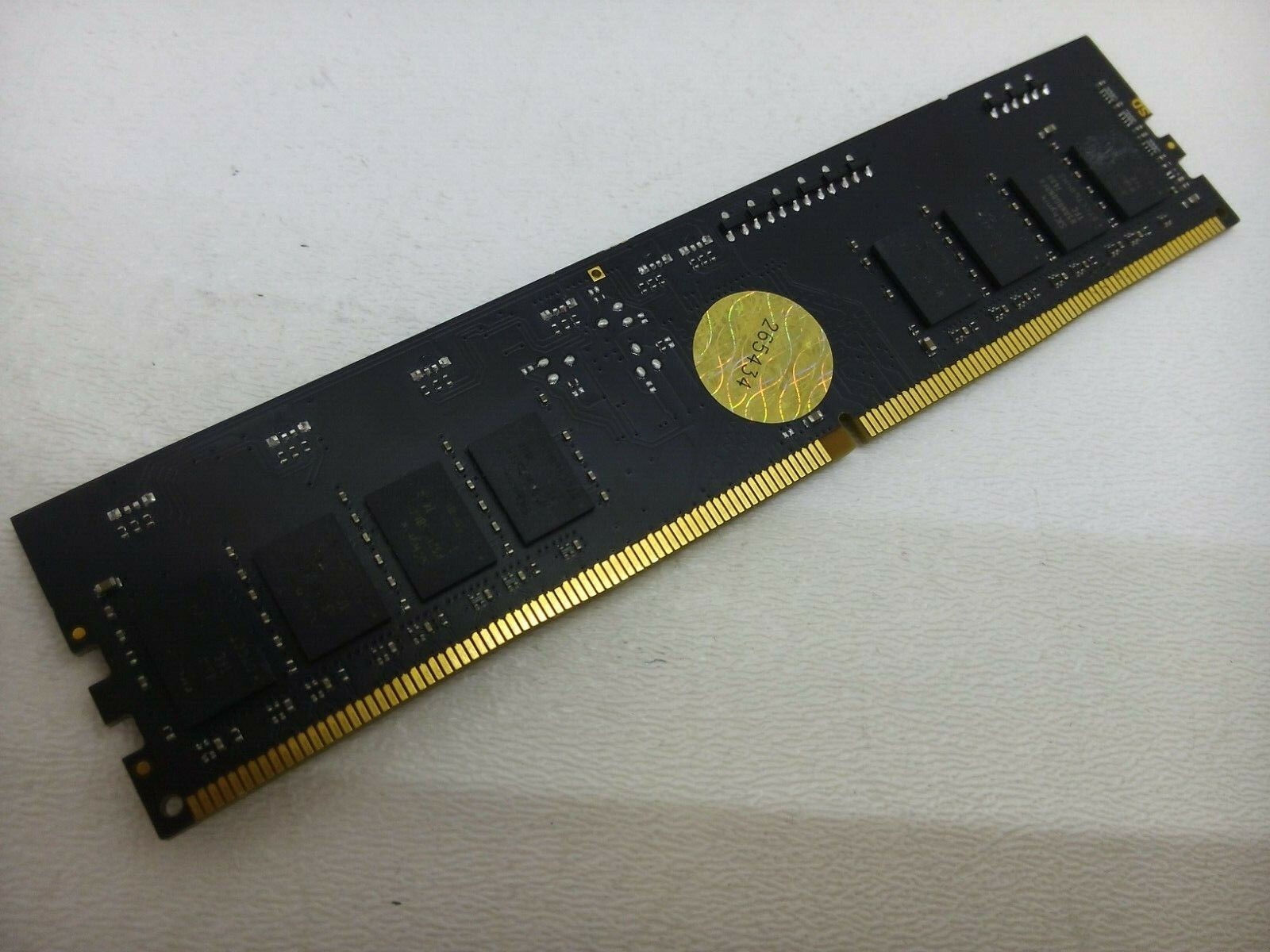 Hynix 4GB Desktop PC RAM Memory Stick BP 4M E186014 94V-0 Hynix 4GB Desktop PC RAM Memory Stick BP 4M E186014 94V-0