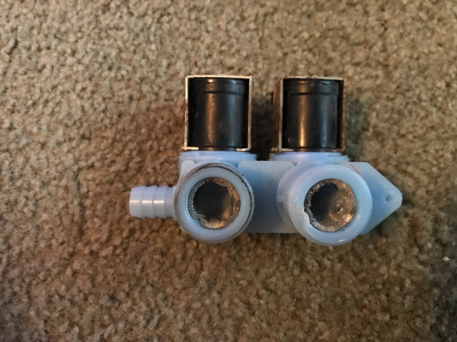 WHIRLPOOL WASHER WATER VALVE - PART# 3952164