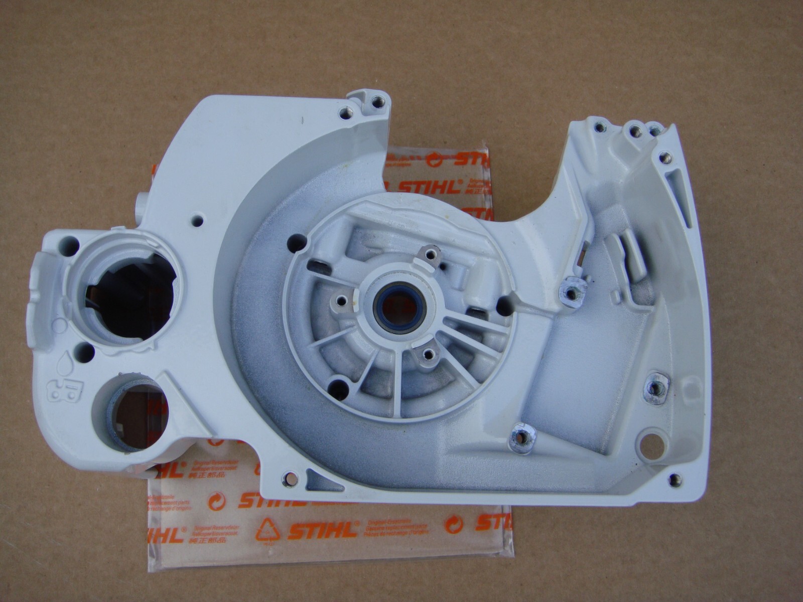 GENUINE STIHL MS461 GS461 CHAINSAW SAW FAN SIDE CRANKCASE